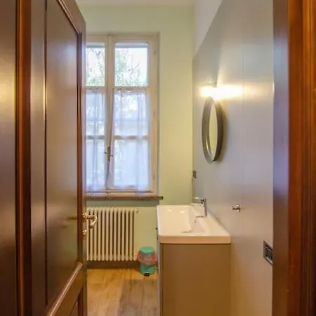 La Rive Gauche بارما